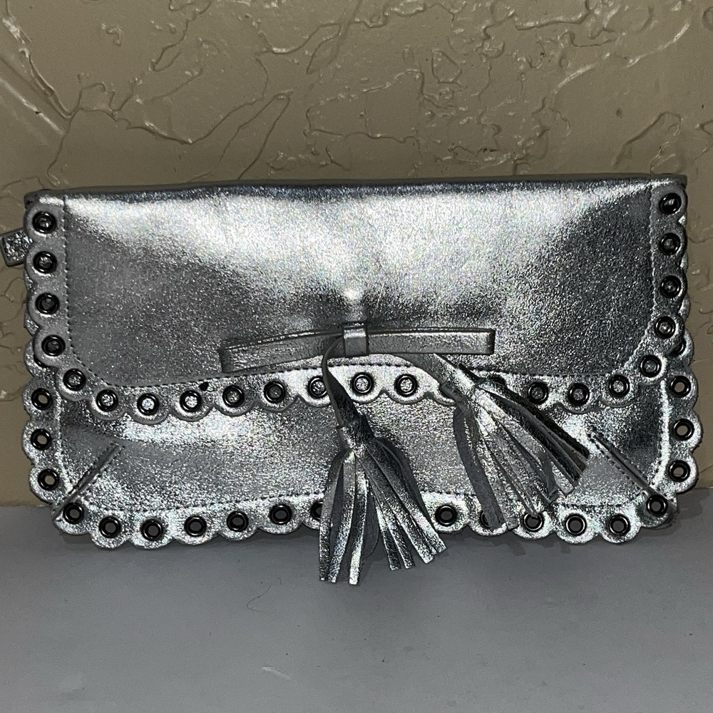 Silver Metallic Leather Foldover Tassel‎ Bow Scalloped Grommet Clutch Bag
